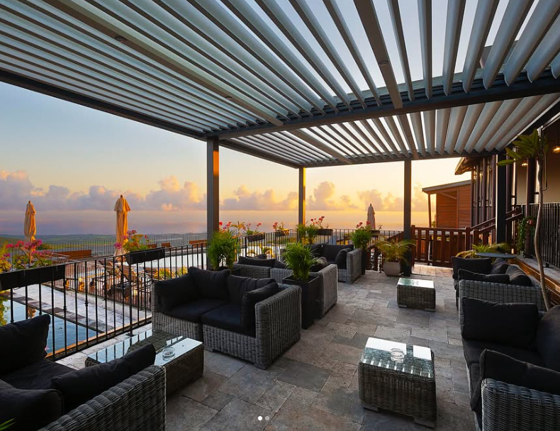 Diana Dea Lodge terraza