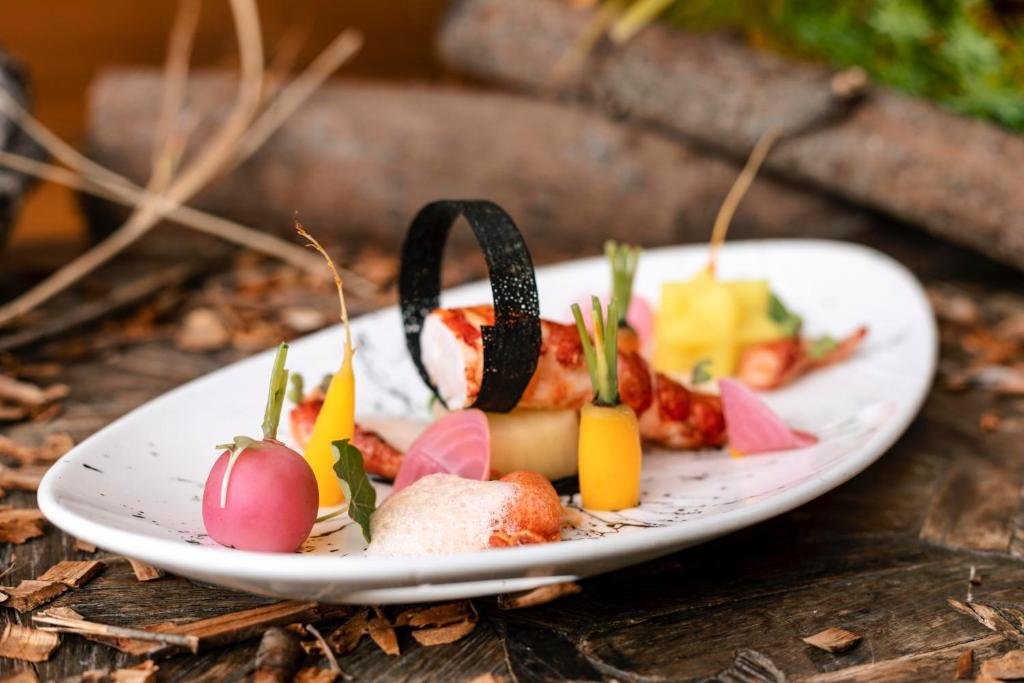 Diana Dea Lodge dinning experience